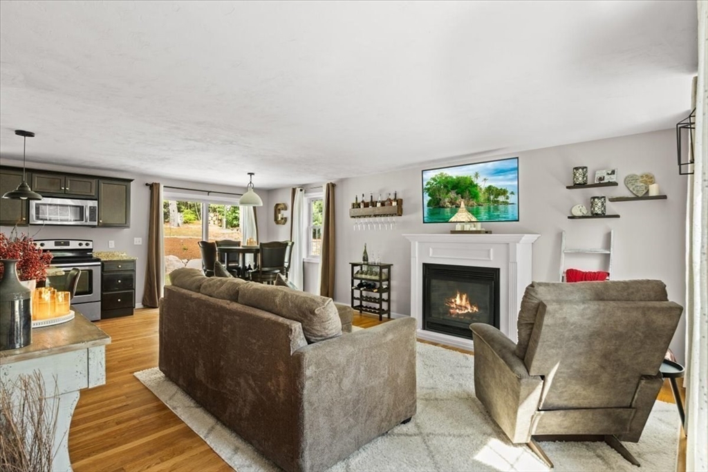 18 Blackmore Pond Road West Wareham, MA 02576 - Photo 11 of 25 Gallery Image 11