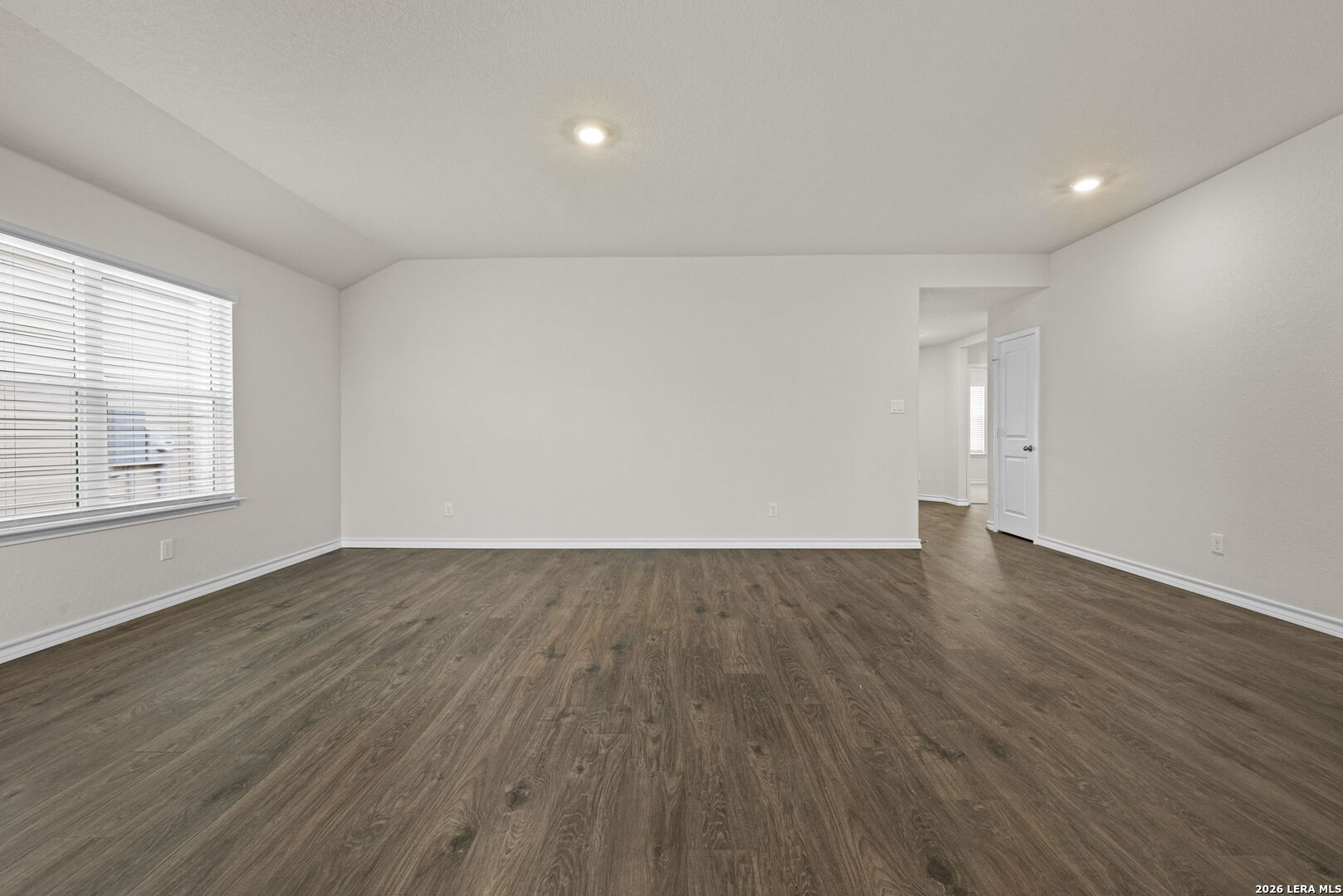 5019 Rancagua Converse, TX 78109 - Photo 7 of 25