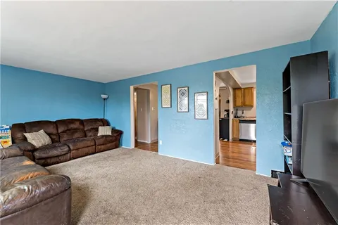 $215,000 | 3905 Middleboro Road, Pittsburgh, PA 15234