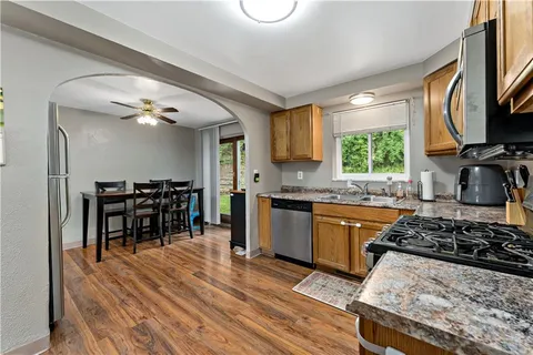 $215,000 | 3905 Middleboro Road, Pittsburgh, PA 15234