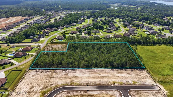 $389,000 | Palmetto Drive, Ocean Springs, MS 39564