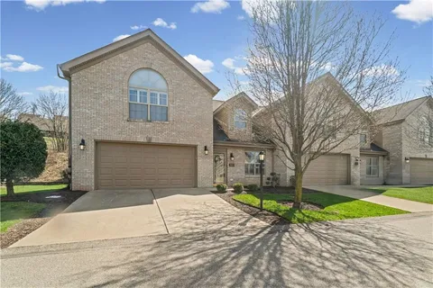 a house view with a outdoor space