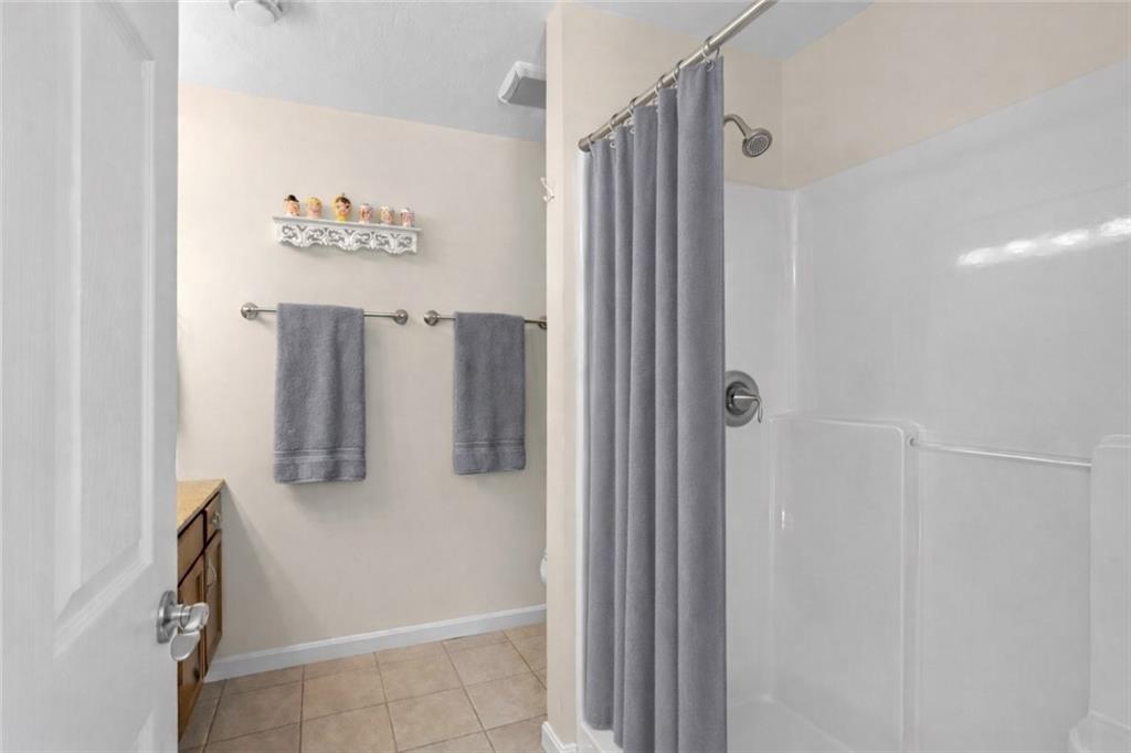 5012 Dana Drive Jefferson Hills, PA 15025 - Photo 17 of 33 Main Level Guest Suite Attached Full Bath