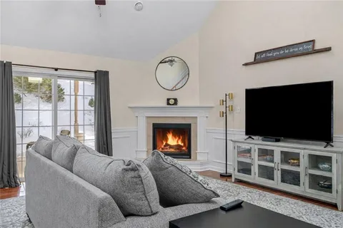 $389,000 | 5012 Dana Drive, Jefferson Hills, PA 15025