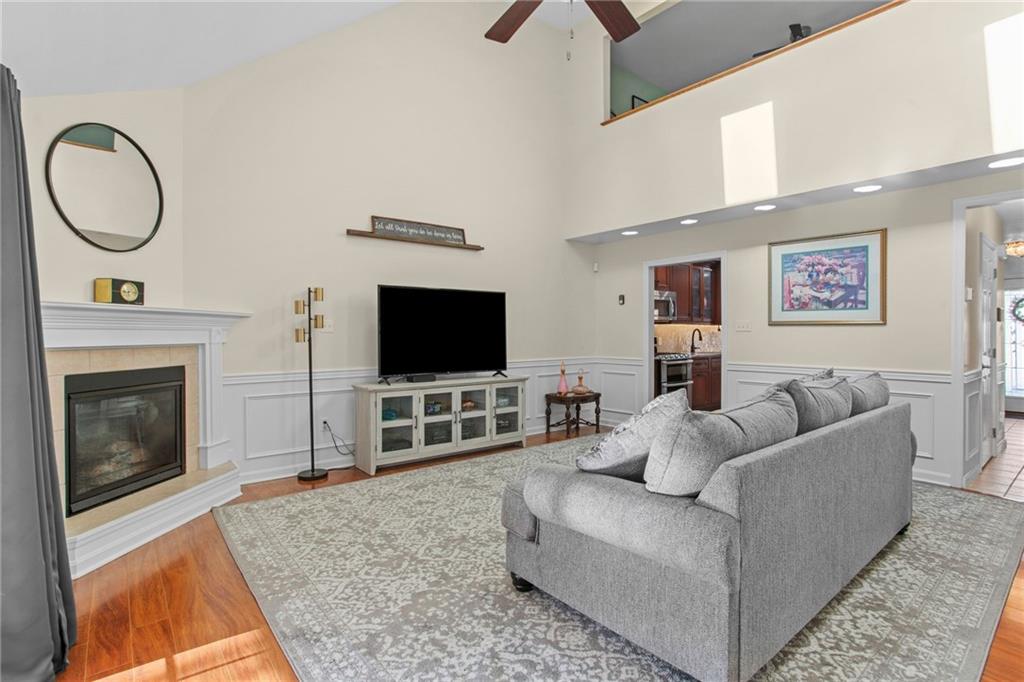 5012 Dana Drive Jefferson Hills, PA 15025 - Photo 7 of 33