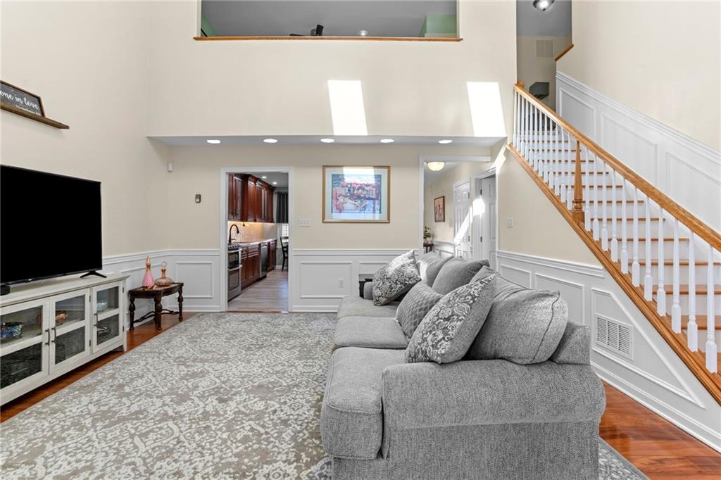 5012 Dana Drive Jefferson Hills, PA 15025 - Photo 10 of 33