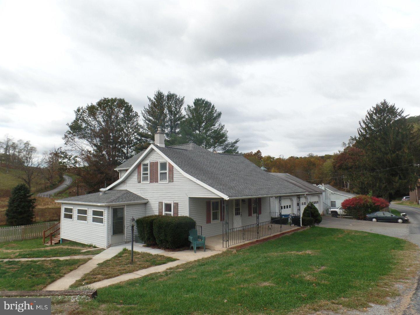 401 Lees Bridge Road Nottingham, PA 19362 - Photo 1 of 20 Exterior Side