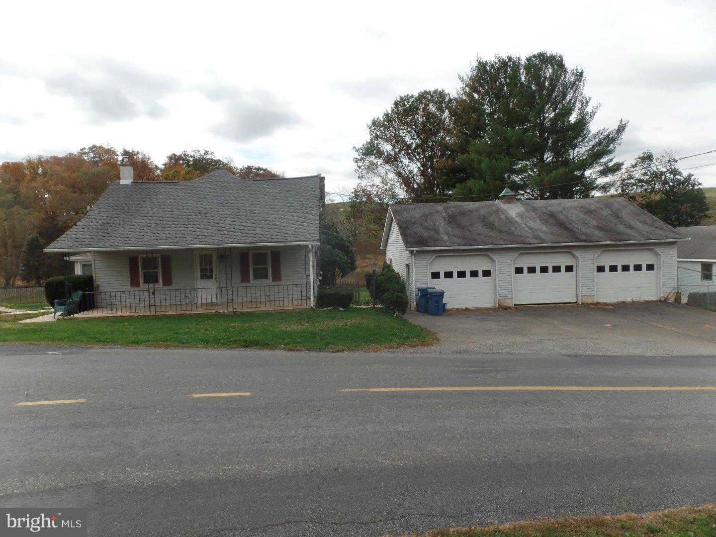 401 Lees Bridge Road Nottingham, PA 19362 - Photo 2 of 20 Exterior Front