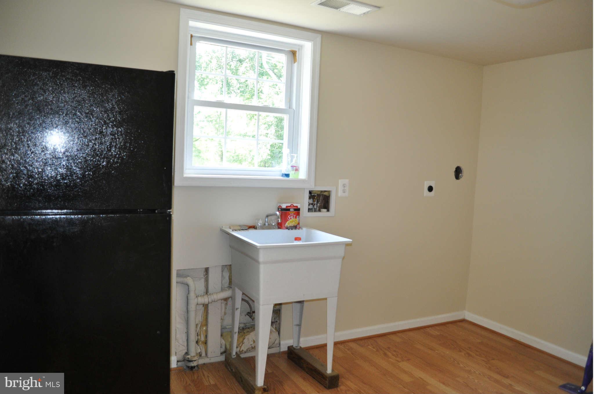 18179 Sands Road Purcellville, VA 20132 - Photo 23 of 30 Interior General