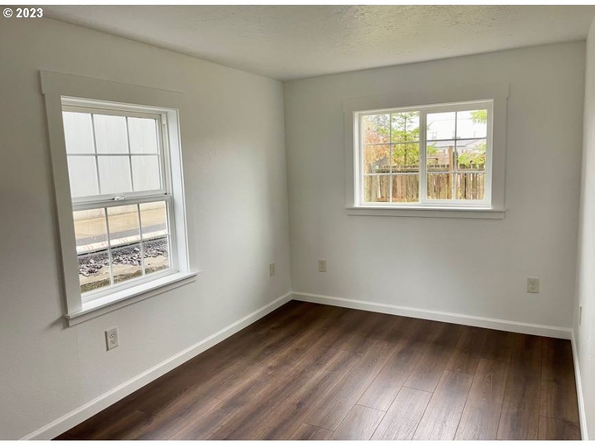 92384 G Road Astoria, OR 97103 - Photo 10 of 14
