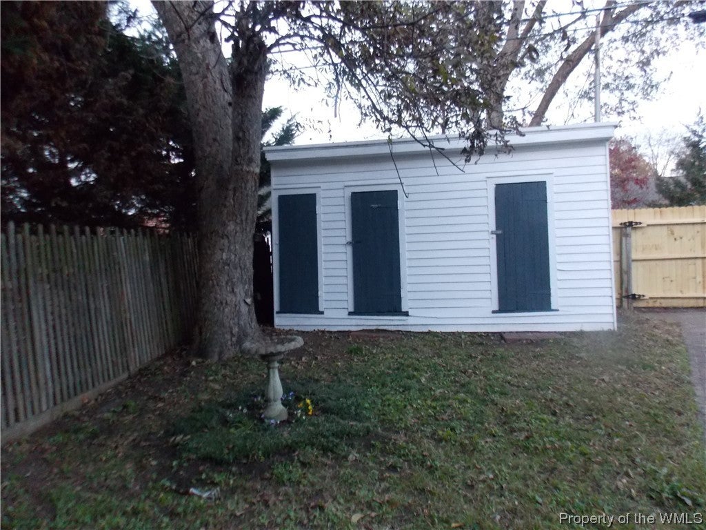 516 Main St Point West Point, VA 23181 - Photo 18 of 20 Gallery Image 18