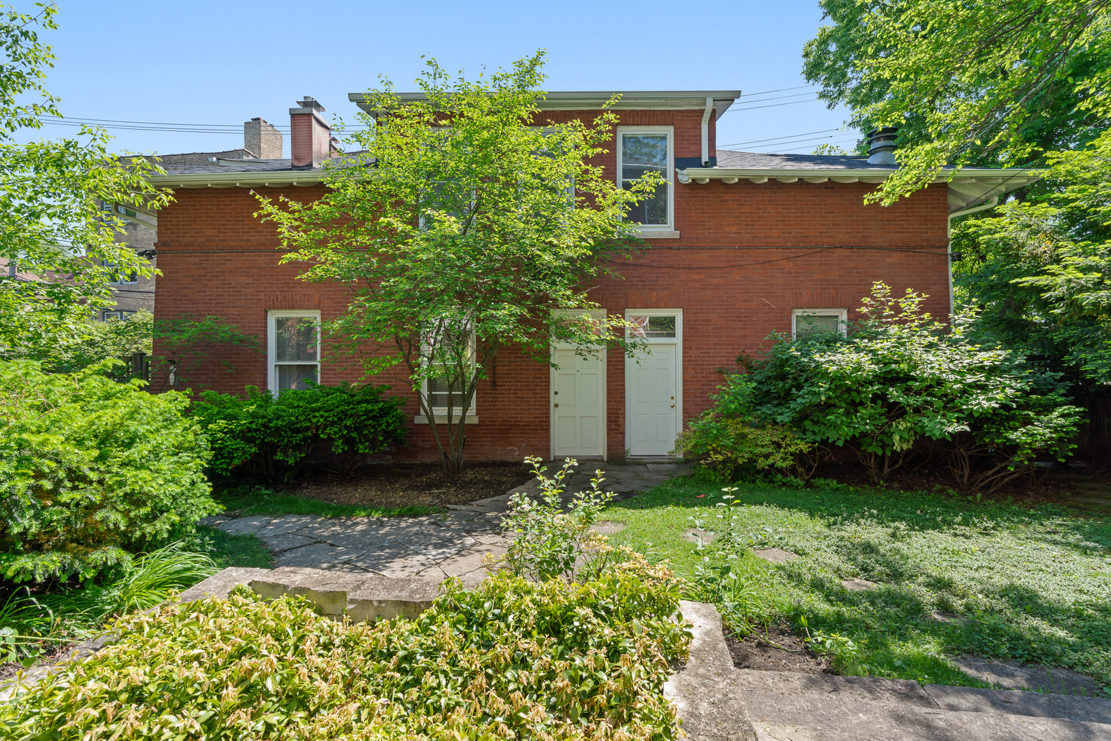 1235.5 Ridge Avenue Evanston, IL 60202 - Photo 2 of 29