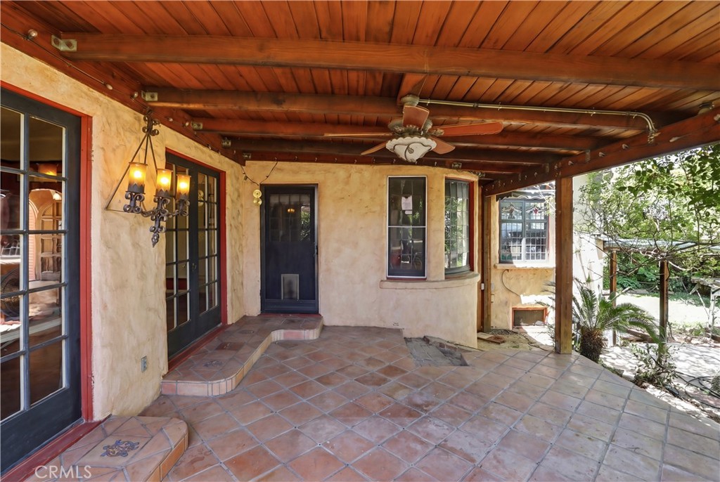 4579 University Riverside, CA 92501 - Photo 40 of 44
