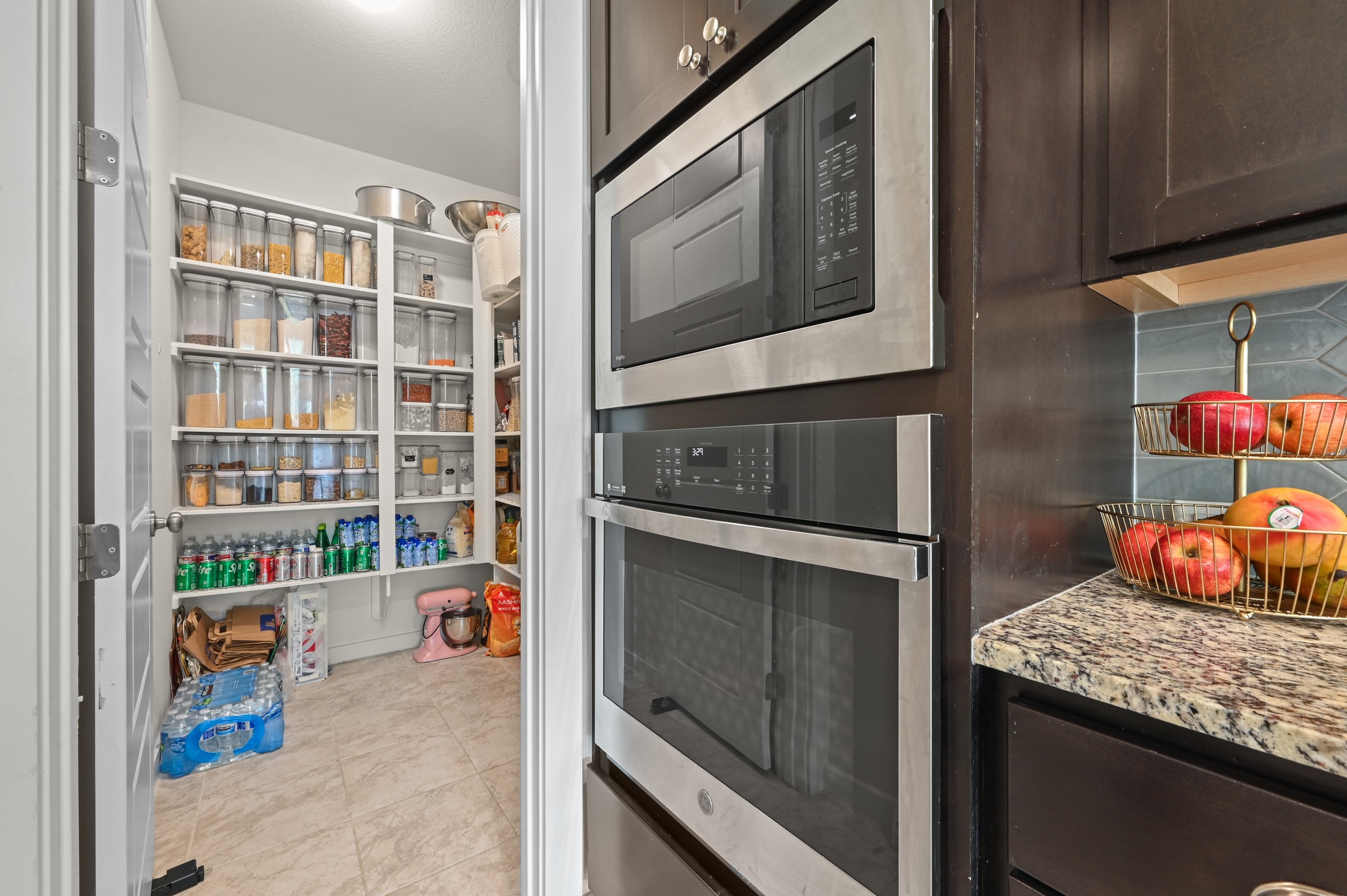4434 Hannover Way Round Rock, TX 78681 - Photo 15 of 40 a utility room with dryer and washer