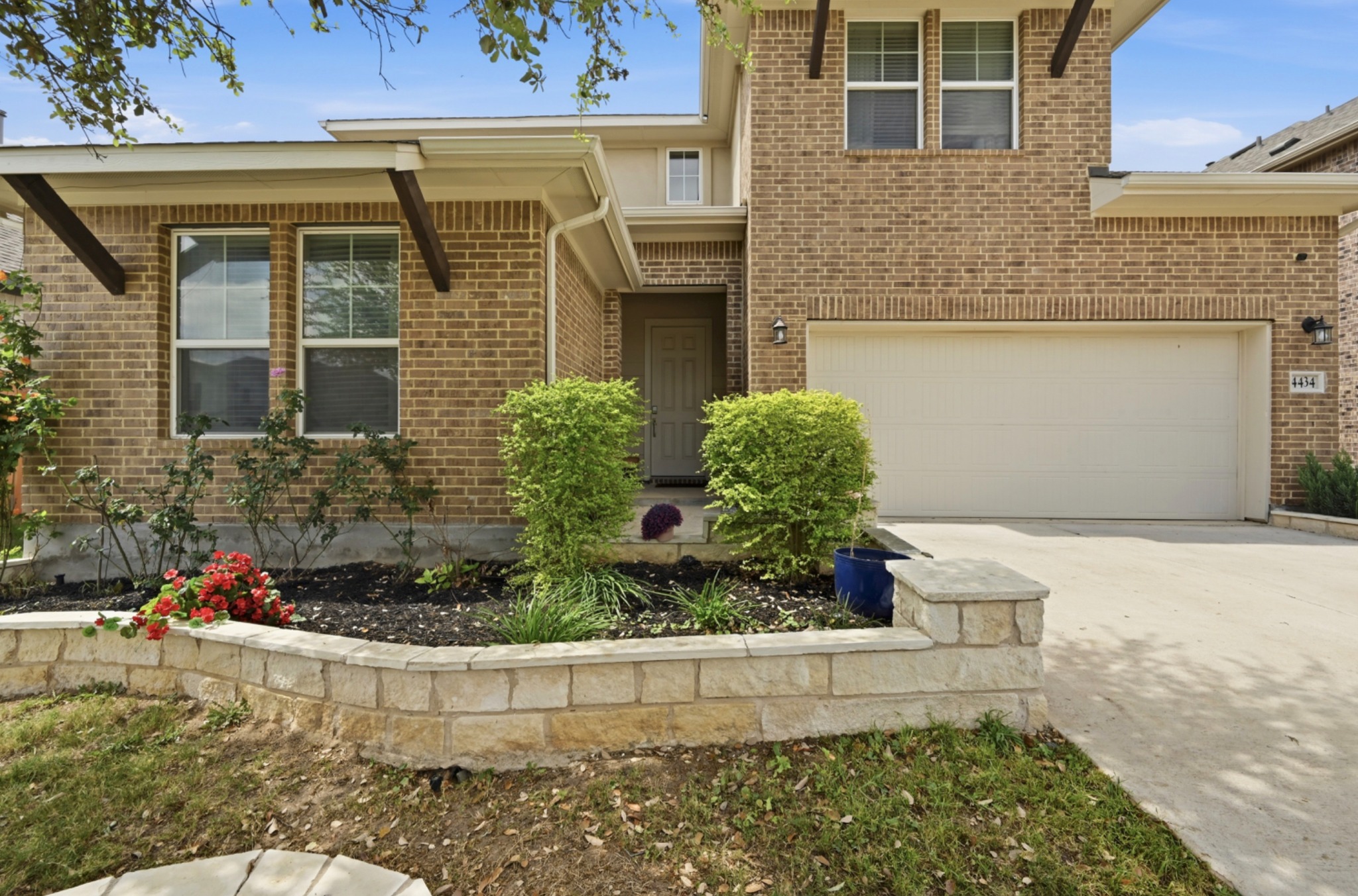 4434 Hannover Way Round Rock, TX 78681 - Photo 2 of 40 front view of a house