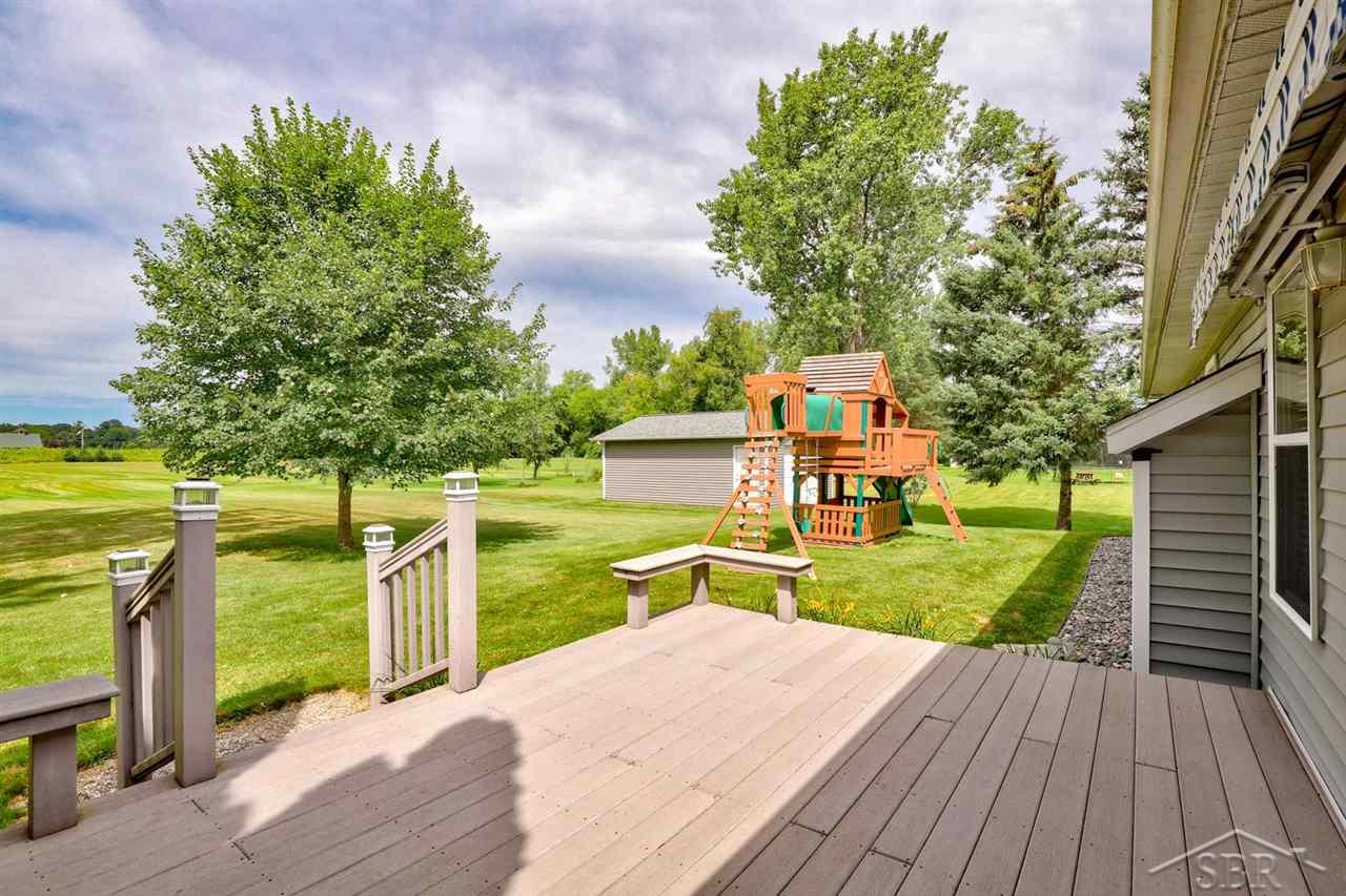 604 Bacon Road Saginaw, MI 48609 - Photo 41 of 62 50052163-40.JPG