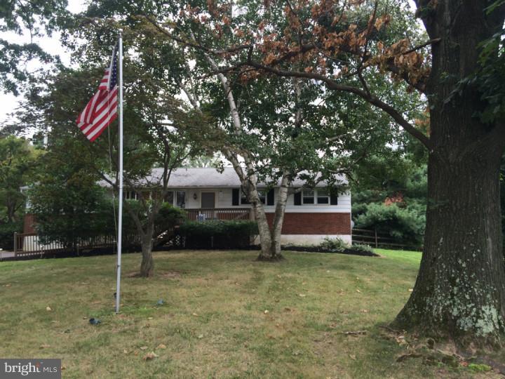 817 Horsham Road Horsham, PA 19044 - Photo 2 of 14 Exterior Front
