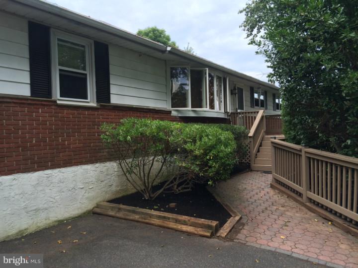 817 Horsham Road Horsham, PA 19044 - Photo 3 of 14 Exterior Front