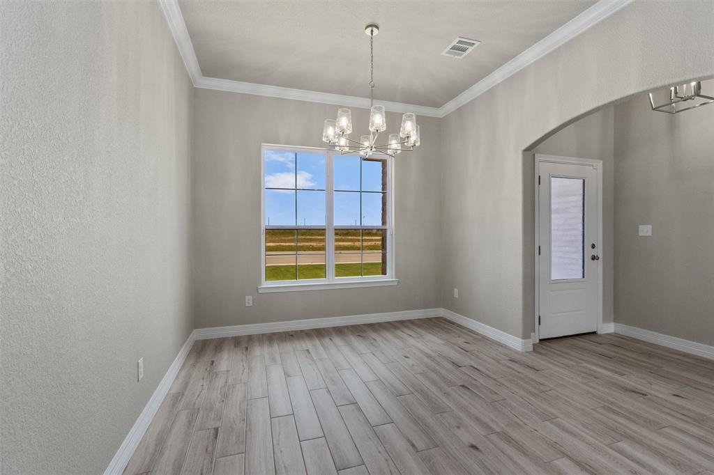 1341 Promised Land Road Hewitt, TX 76643 - Photo 7 of 29 Formal Dining