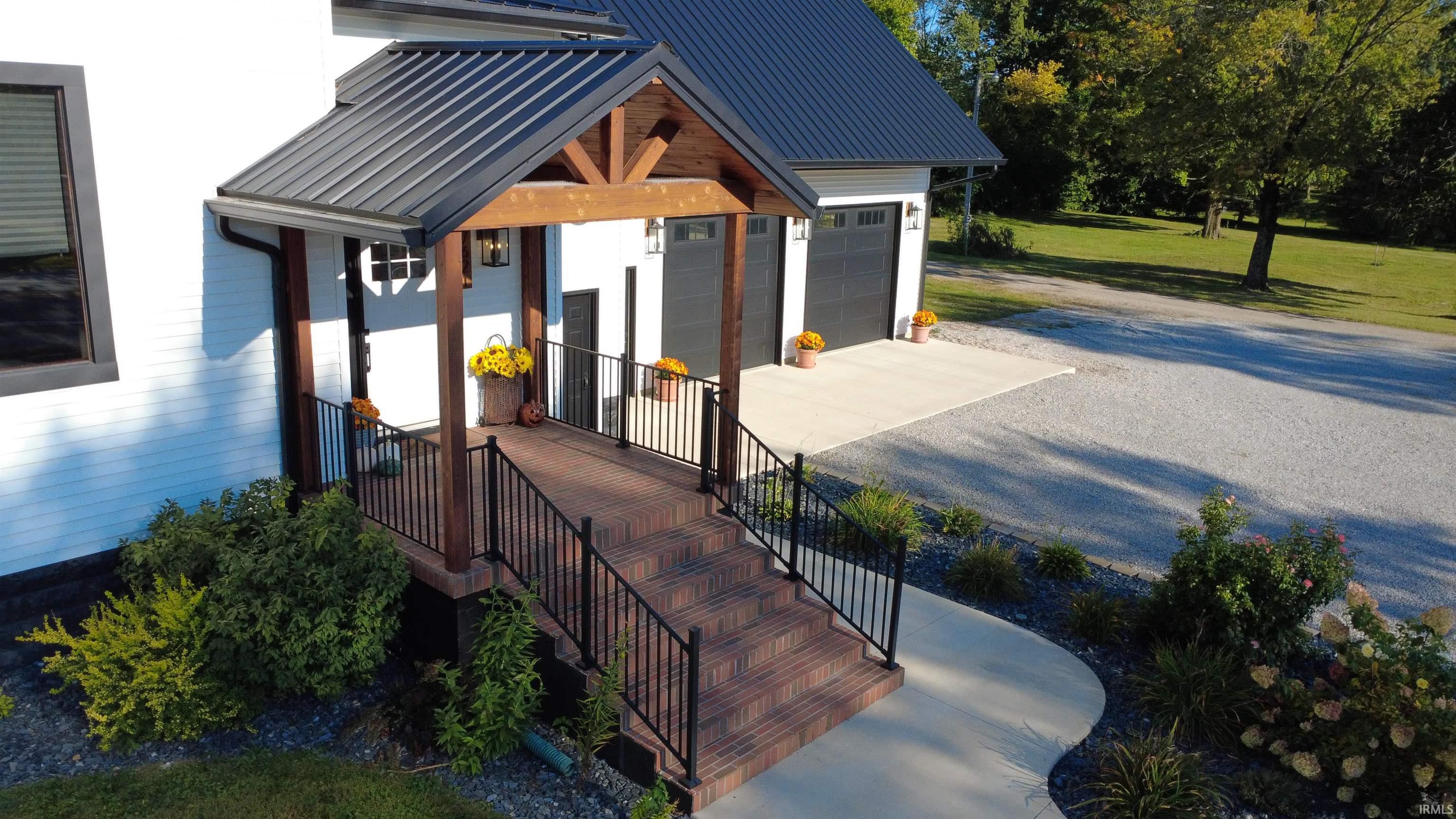 7621 State Rte 19 Peru, IN 46970 - Photo 4 of 36