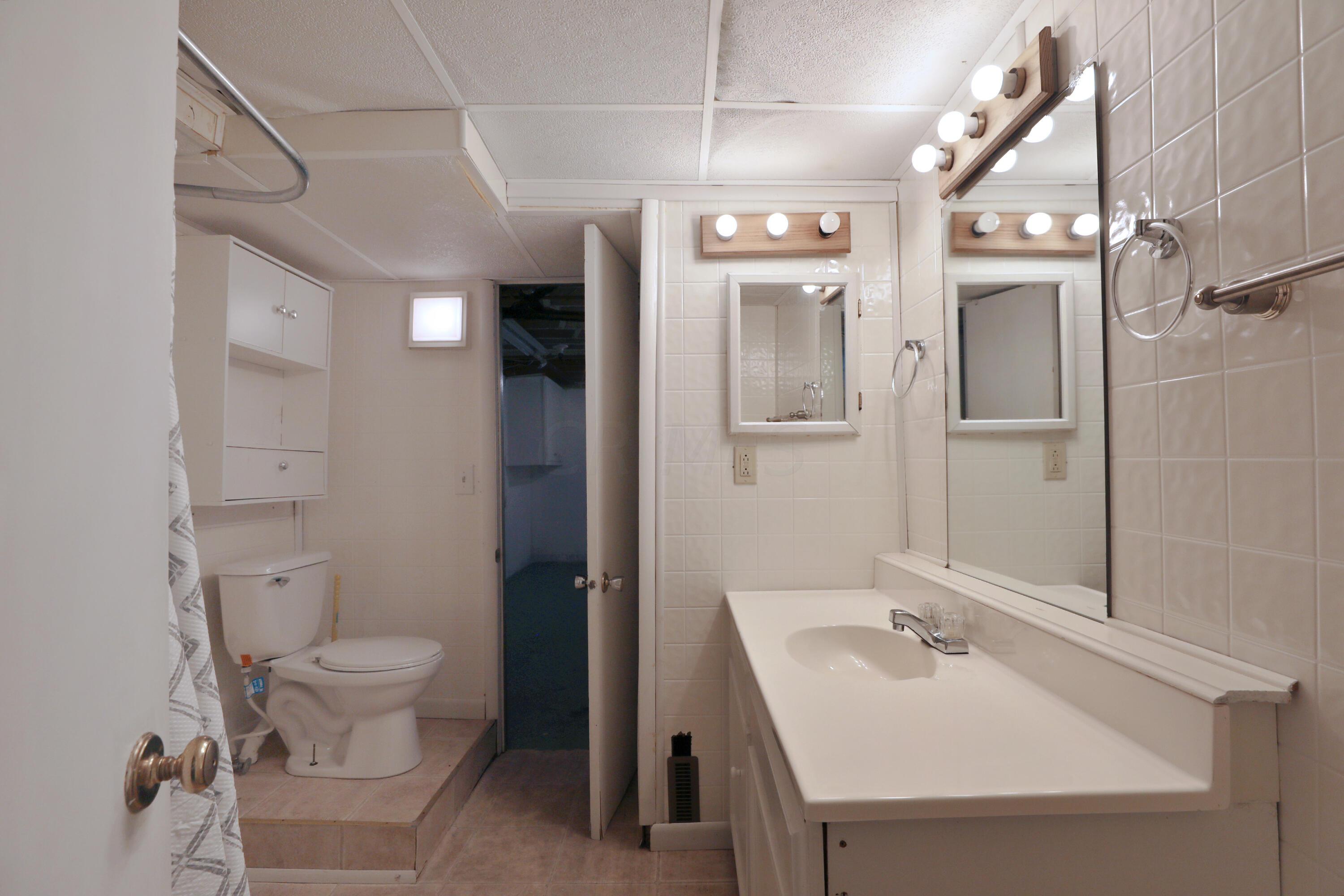 685 South Ashburton Road Columbus, OH 43213 - Photo 31 of 37 685-Ashburton-31