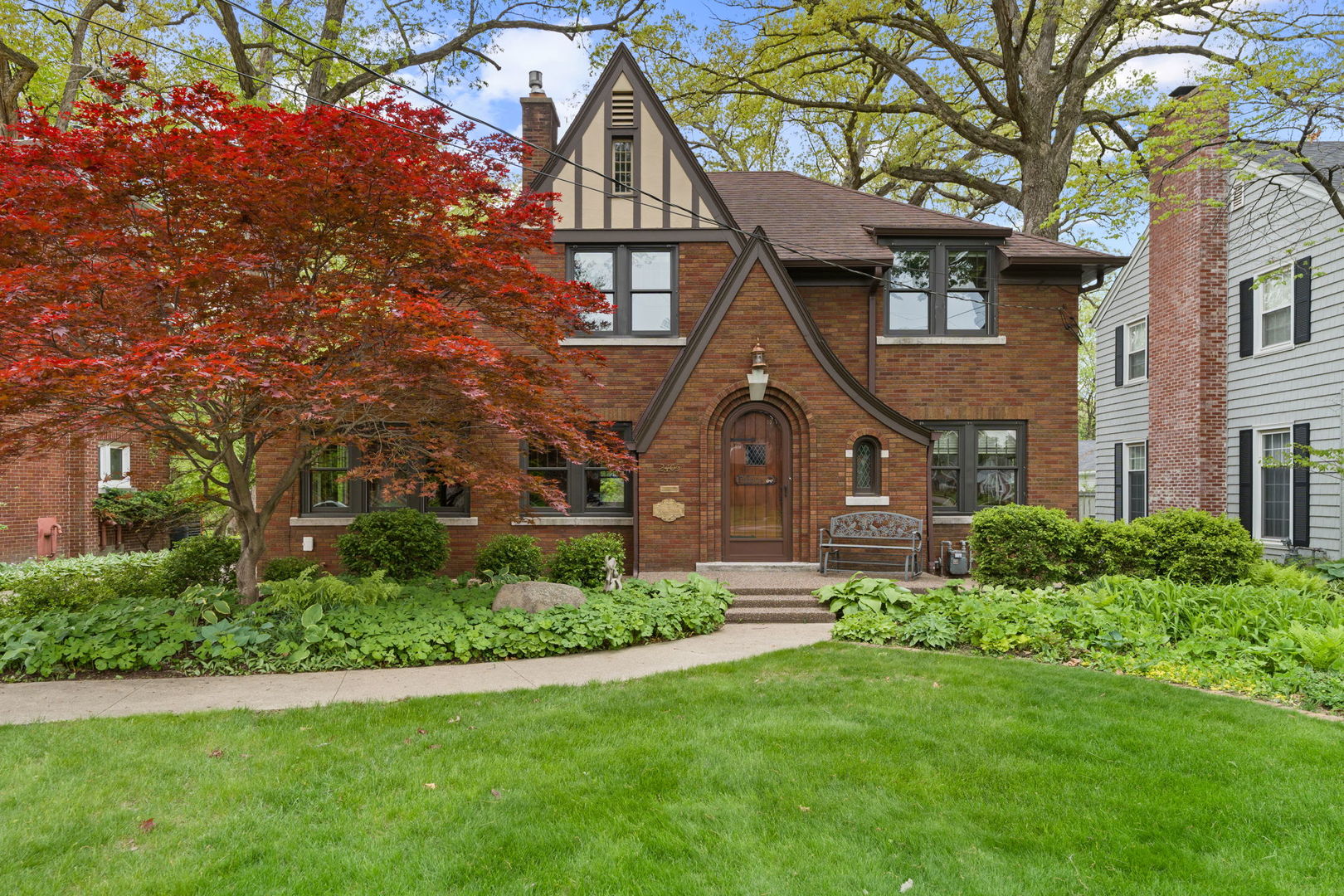 2405 27th Street Moline, IL 61265 - Photo 1 of 51