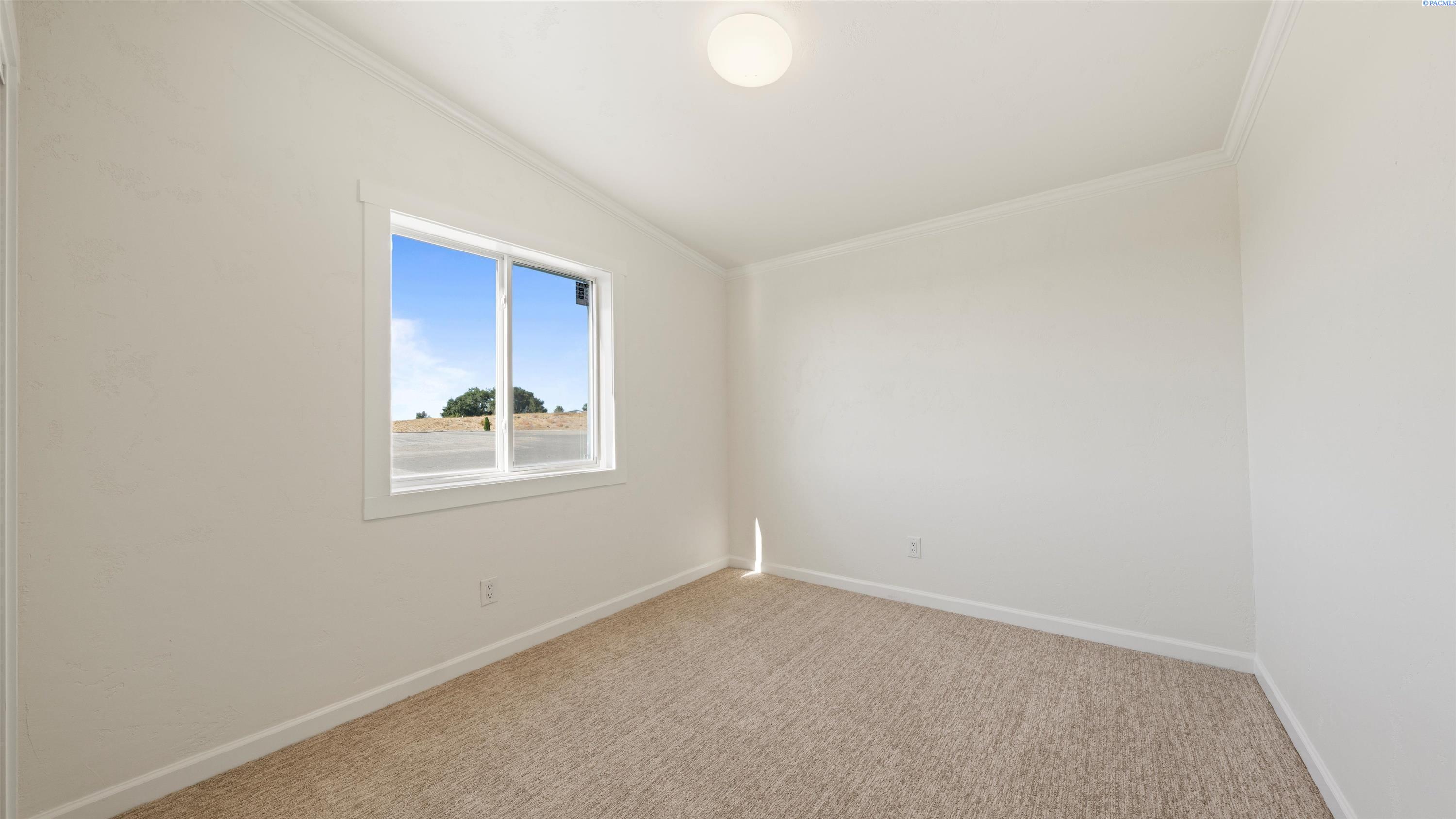 94 Dusty Road Burbank, WA 99323 - Photo 17 of 48 Gallery Image 17