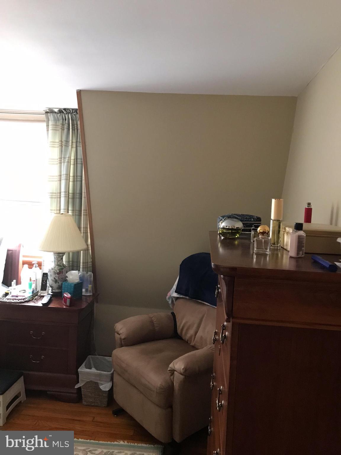 1000 Tomlinson Road Philadelphia, PA 19116 - Photo 24 of 30 Main bedroom