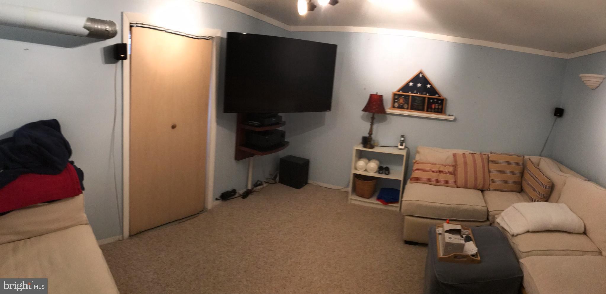 1000 Tomlinson Road Philadelphia, PA 19116 - Photo 28 of 30 Finished basement