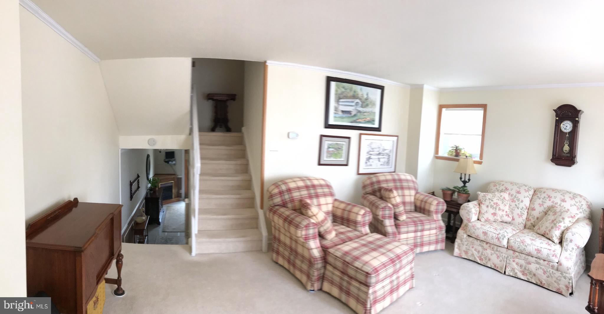 1000 Tomlinson Road Philadelphia, PA 19116 - Photo 8 of 30 Formal living room