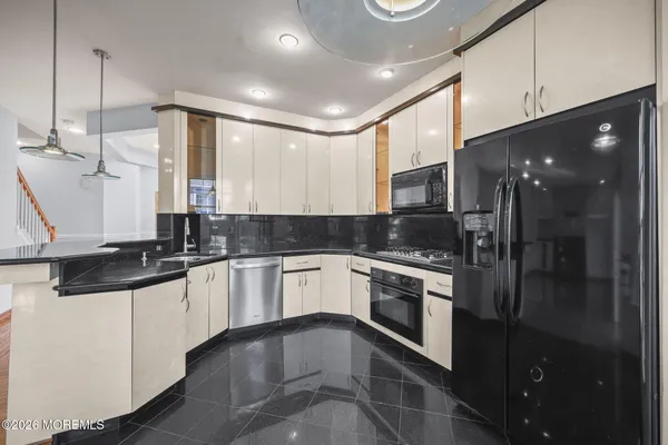 $675,000 | 171 Nathan Drive, Morganville, NJ 07751