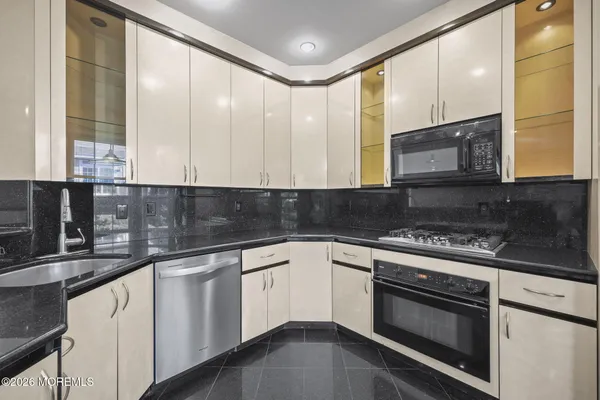 $675,000 | 171 Nathan Drive, Morganville, NJ 07751