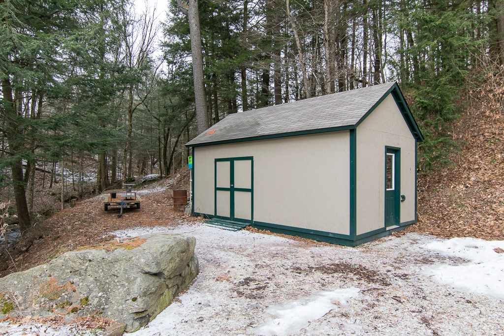 2246 Governor Chittenden Road Williston, VT 05495 - Photo 35 of 40