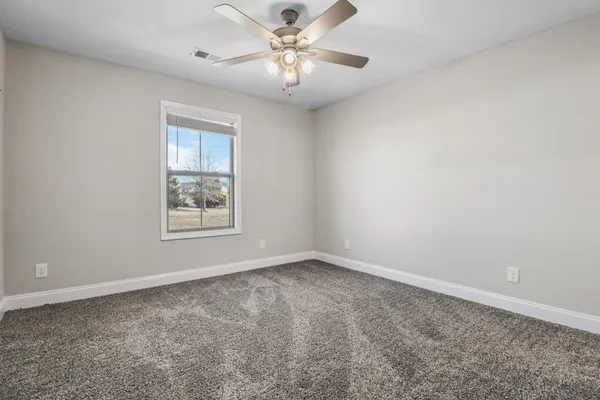 $1,375 | 1000 Henry Pl Boulevard, Unit 907, Clarksville, TN 37042