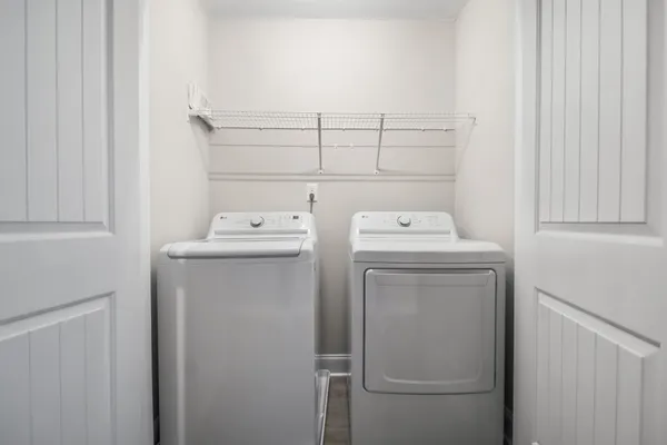 $1,375 | 1000 Henry Pl Boulevard, Unit 907, Clarksville, TN 37042