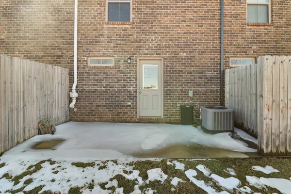 $1,375 | 1000 Henry Pl Boulevard, Unit 907, Clarksville, TN 37042