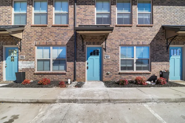 $1,375 | 1000 Henry Pl Boulevard, Unit 907, Clarksville, TN 37042