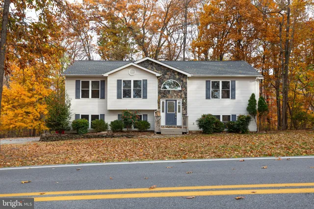 $2,795 | 3311 Mission Road, Harpers Ferry, WV 25425