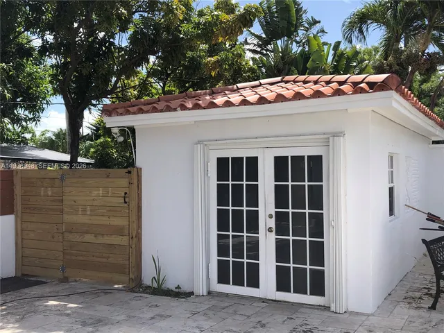 $1,450 | 1501 Calais Drive, Unit A, Miami Beach, FL 33141