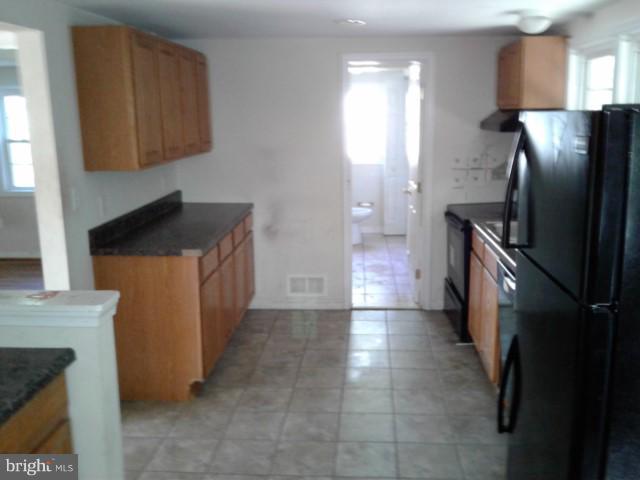 10500 Livingston Road Fort Washington, MD 20744 - Photo 8 of 15 Kitchen