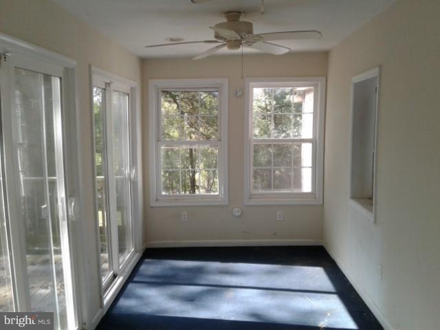 10500 Livingston Road Fort Washington, MD 20744 - Photo 10 of 15 Living Room