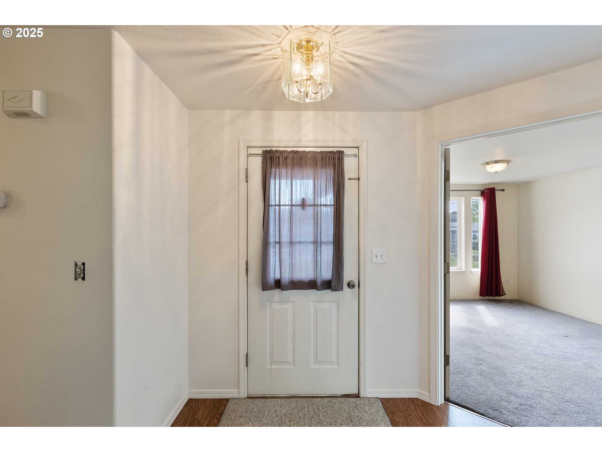 572 Little Valley Road Roseburg, OR 97471 - Photo 5 of 47 Gallery Image 5