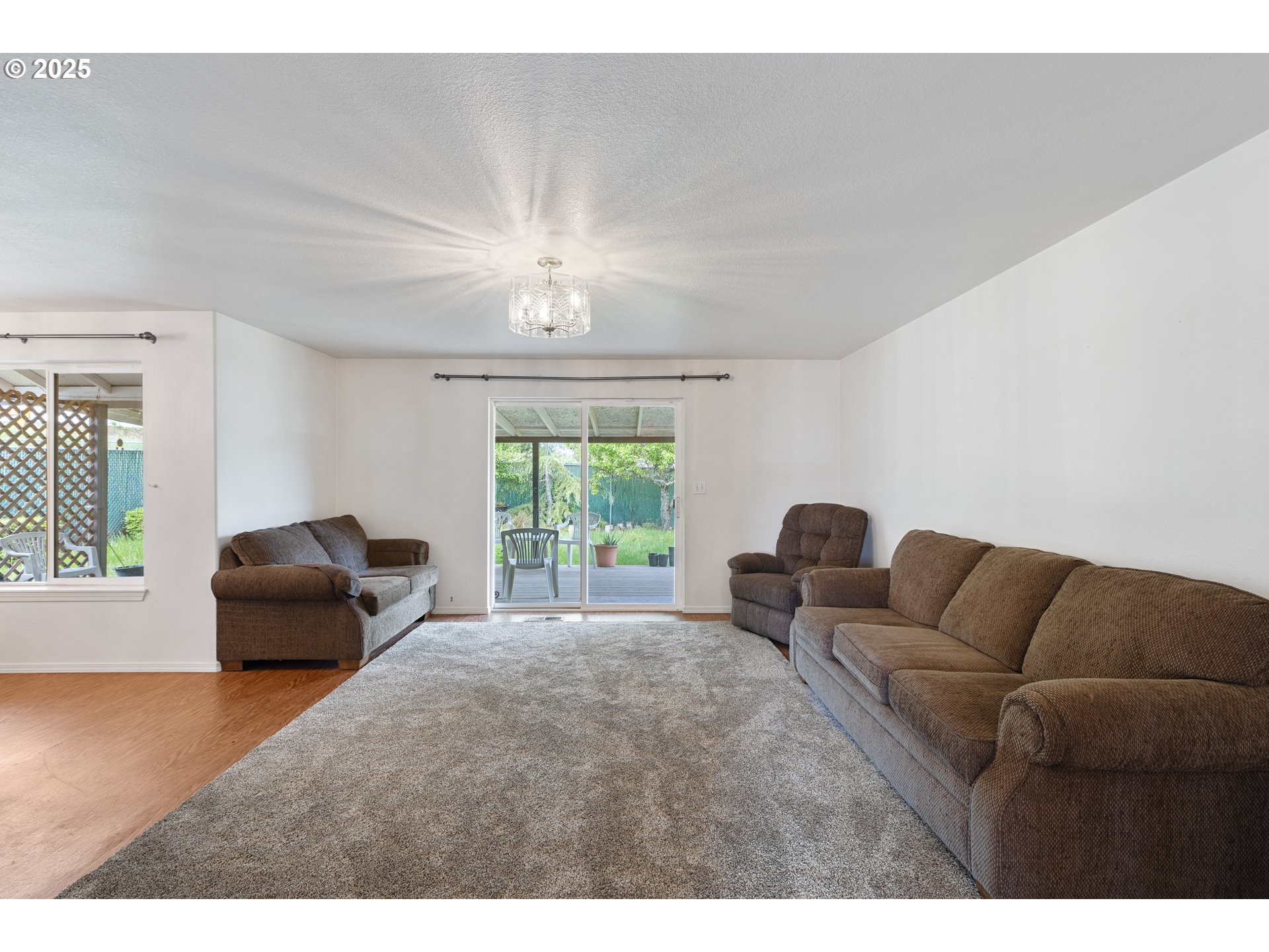 572 Little Valley Road Roseburg, OR 97471 - Photo 8 of 47 Gallery Image 8