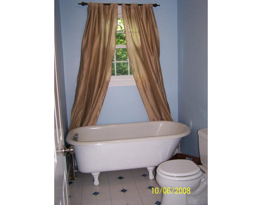 630 Locust Street Raynham, MA 02767 - Photo 19 of 24 Gallery Image 19