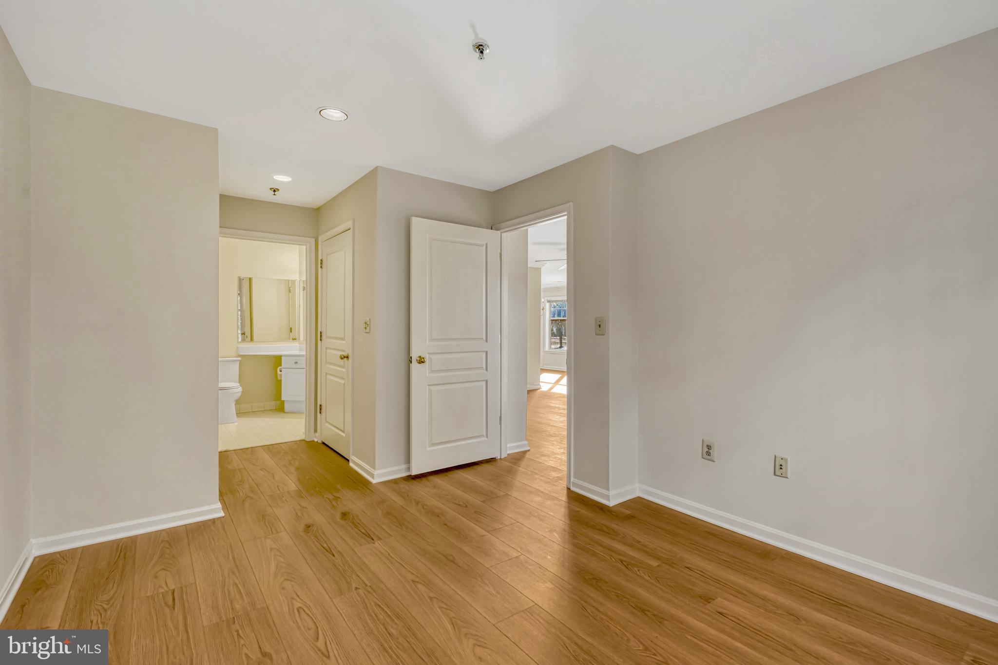 5573 Seminary Road, Unit 104 Falls Church, VA 22041 - Photo 15 of 31 Bedroom 1