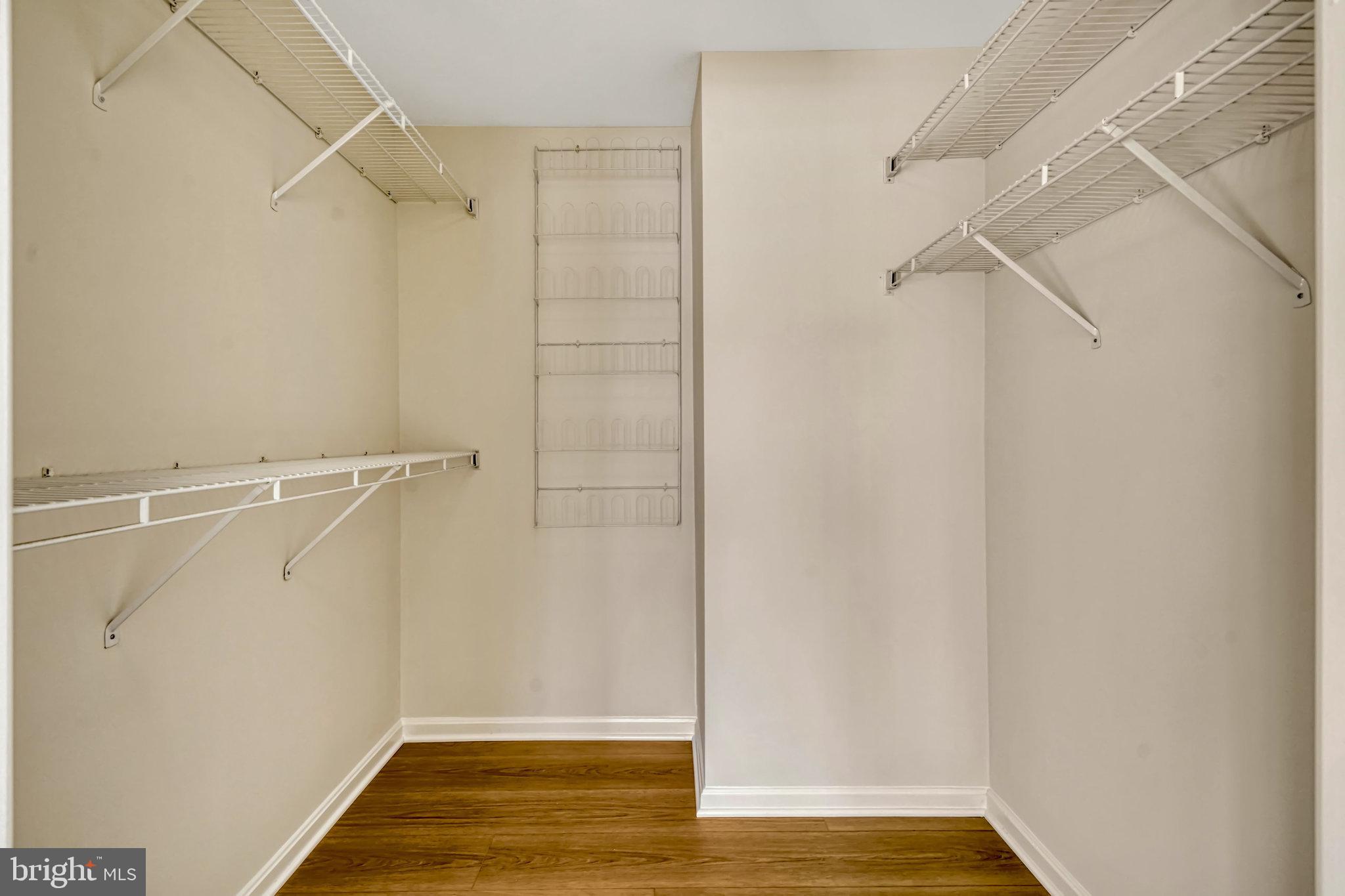 5573 Seminary Road, Unit 104 Falls Church, VA 22041 - Photo 20 of 31 Bedroom 2 closet