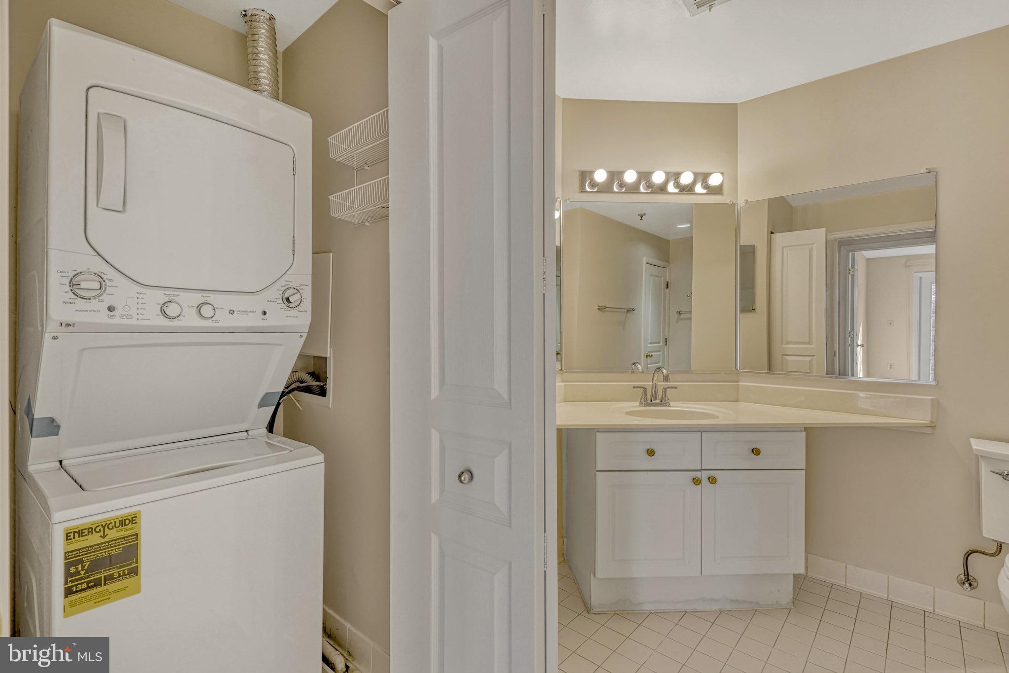 5573 Seminary Road, Unit 104 Falls Church, VA 22041 - Photo 24 of 31 Bath across from Bedroom 2