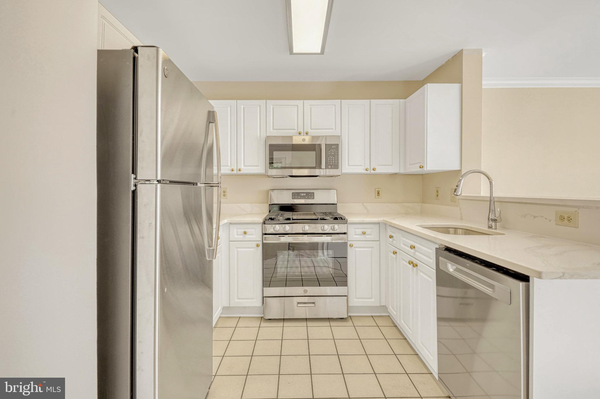 5573 Seminary Road, Unit 104 Falls Church, VA 22041 - Photo 9 of 31 New Appliances