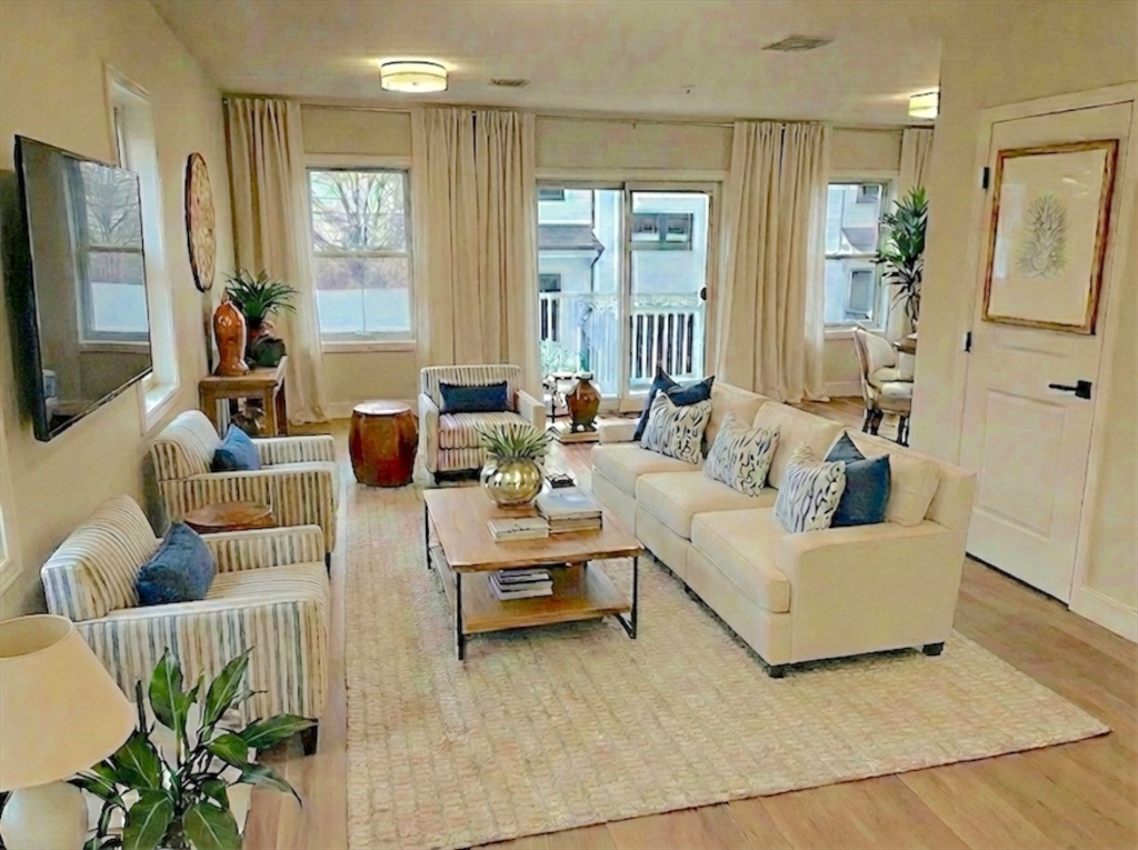 84 Arcadia Street, Unit 1 Revere, MA 02151 - Photo 5 of 32