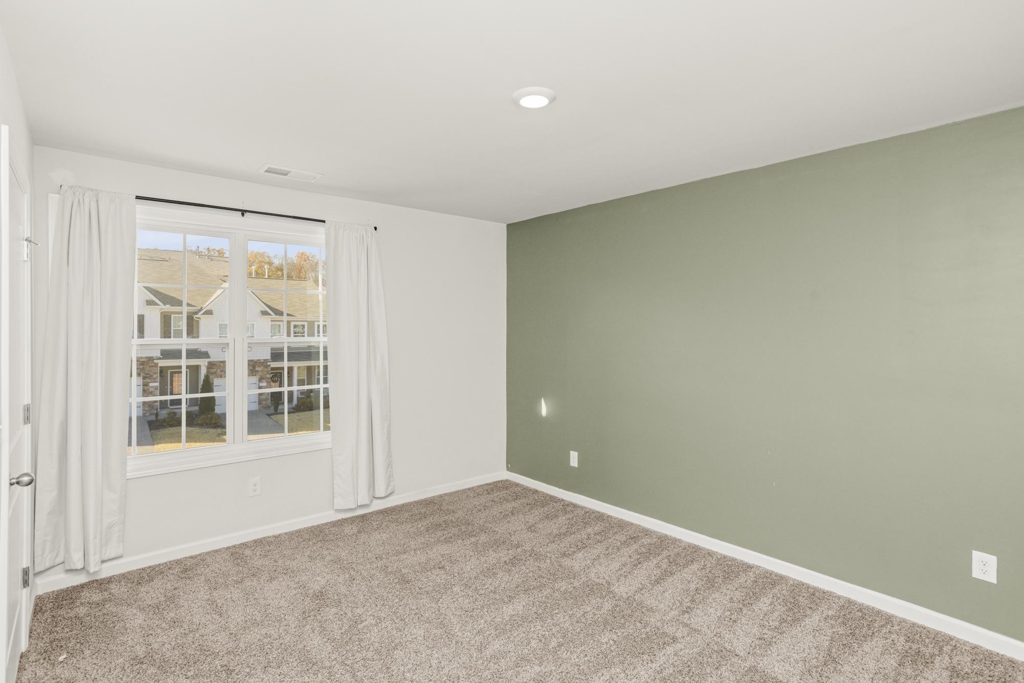 4221 Grapevine Loop Smyrna, TN 37167 - Photo 11 of 27 an empty room with a window